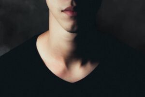 Pirosis y el Reflujo Gastroesofágico: Causas y Tratamientos