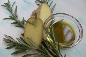 ACEITE DE ROMERO » Propiedades, usos y beneficios