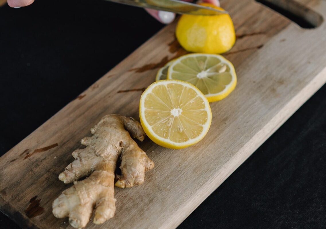 Jengibre para la Garganta. Foto por mikhail-nilov Pixabay