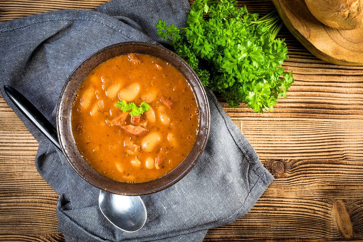 Cocer alubias en una olla a presión