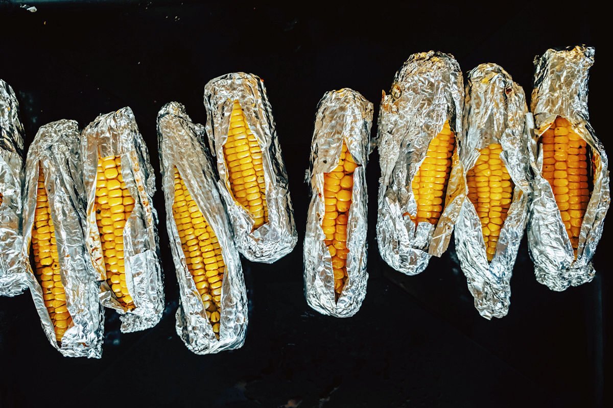 Cómo Cocer elotes en el horno