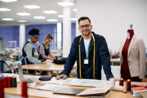 Ácido Fórmico en la Industria Textil y del Cuero » Composición. Foto por Envato.
