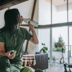 KÉFIR » Beneficios, Propiedades y Contraindicaciones Kéfir como antibiótico natural. foto por Envato.