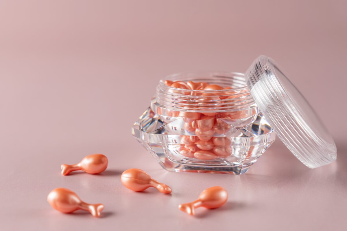 Ácido Retinoico en Pastillas. Foto por Envato.