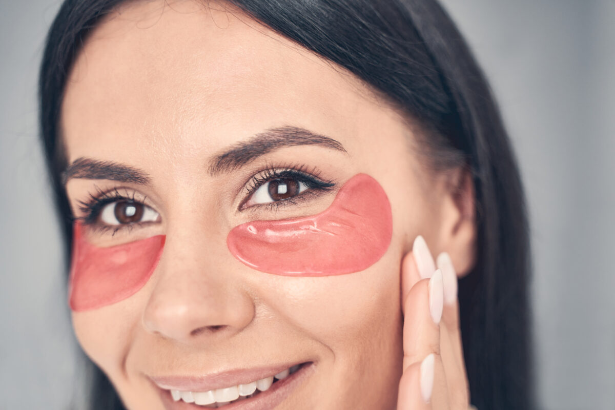 Ácido Retinoico y Colágeno. Foto por Envato.