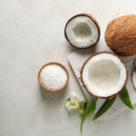 COCO » Beneficios, Propiedades, Calorías y Formas de Consumirlo Propiedades del coco. Foto por Envato.