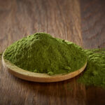 MORINGA » Propiedades, Beneficios y Formas de Consumir Moringa en Polvo. Foto por Envato.