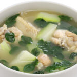 MORINGA » Propiedades, Beneficios y Formas de Consumir Recetas con Moringa. Foto por Envato.