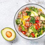 QUINOA » Usos, Propiedades, Beneficios en la Salud y Recetas Recetas con quinoa. Foto por Envato.