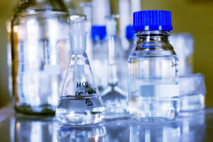 Función del Ácido Clorhídrico. Foto por Envato.