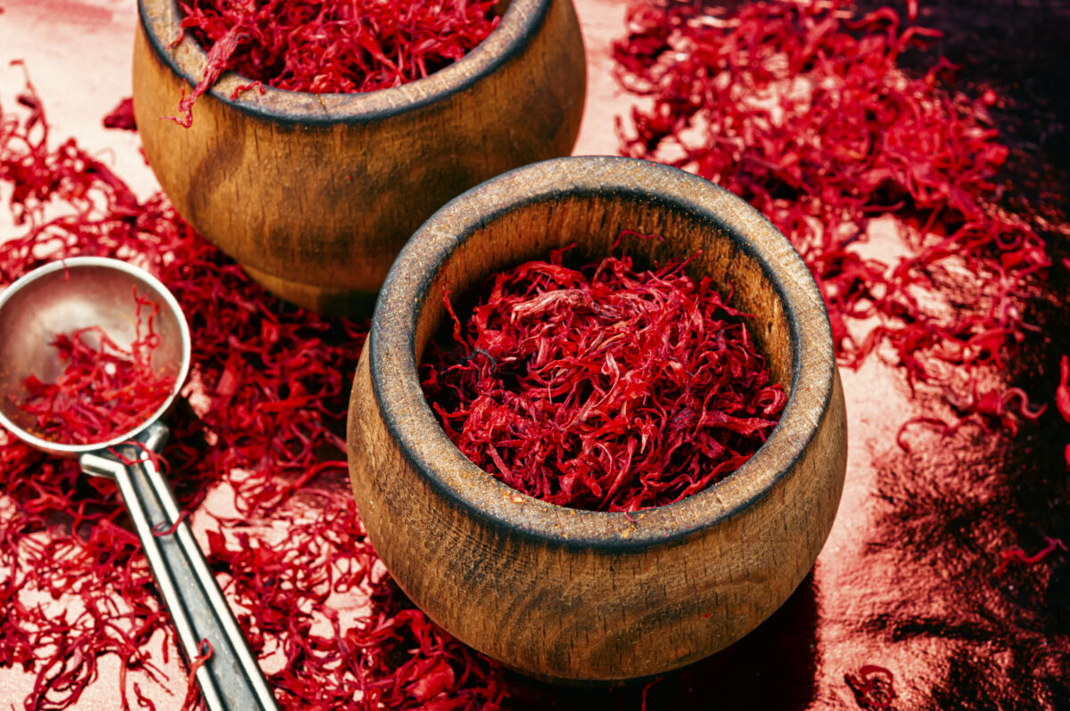 Beneficios del Azafrán. Foto por Envato.