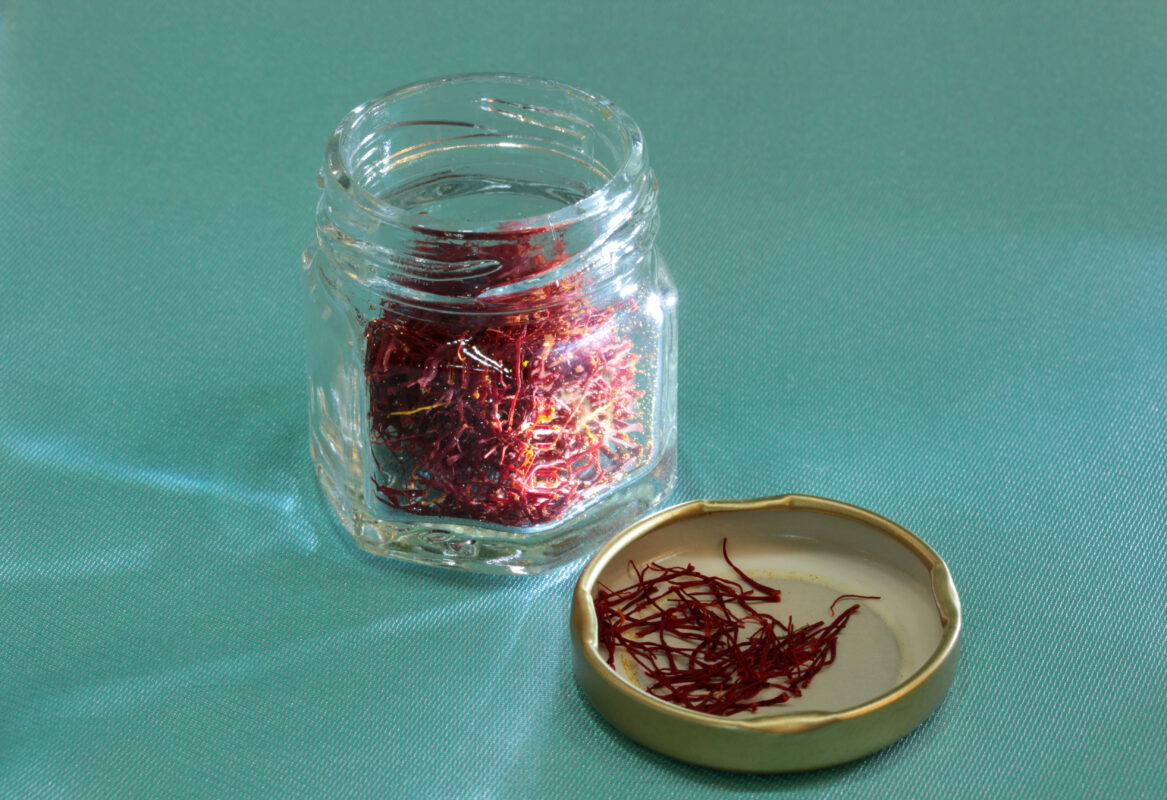 Usos del Azafrán. Foto por Envato.